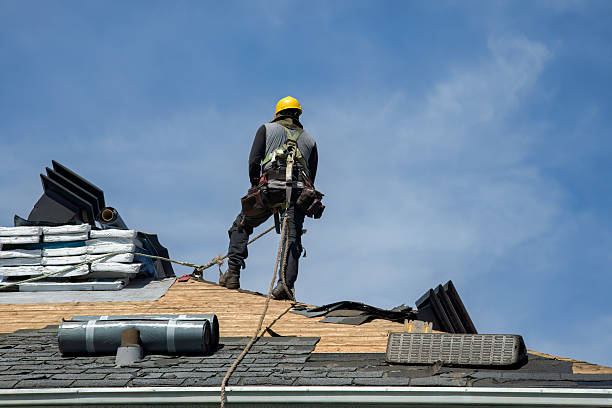 Professional Gutter Installation technician working in Wallace, NC